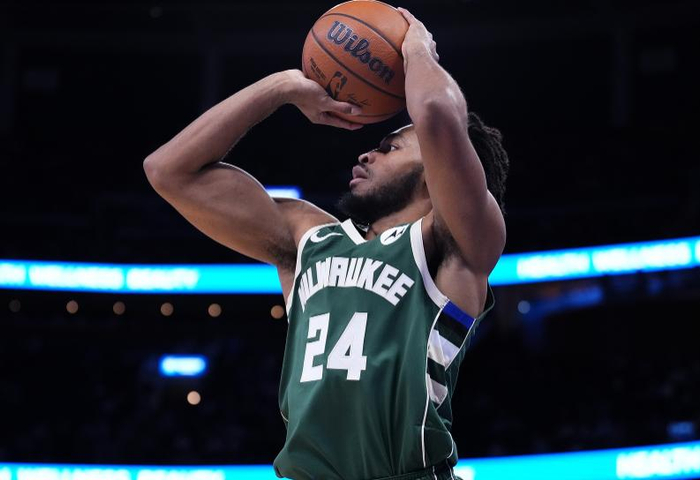 卡梅隆·托马斯遭雄鹿裁掉 攻强守弱成致命短板